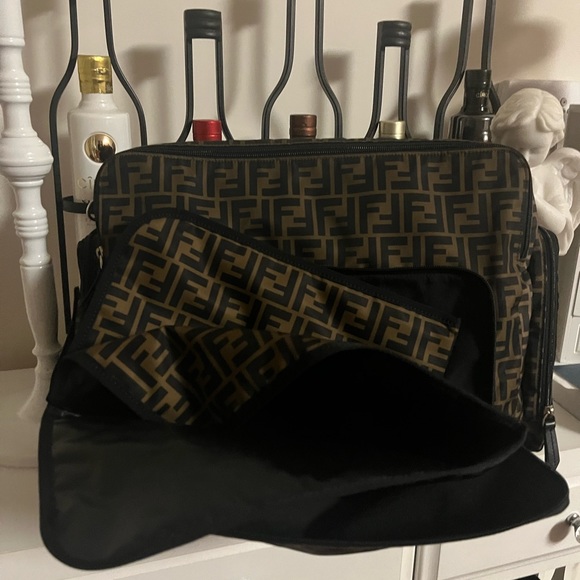 Fendi baby Stroller 100% Authentic Also Follow  @Jream_girl_closet on ig - Picture 4 of 5